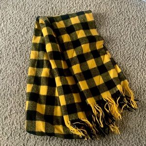 100% Cashmere Mustard Yellow Buffalo Checkered Scarf